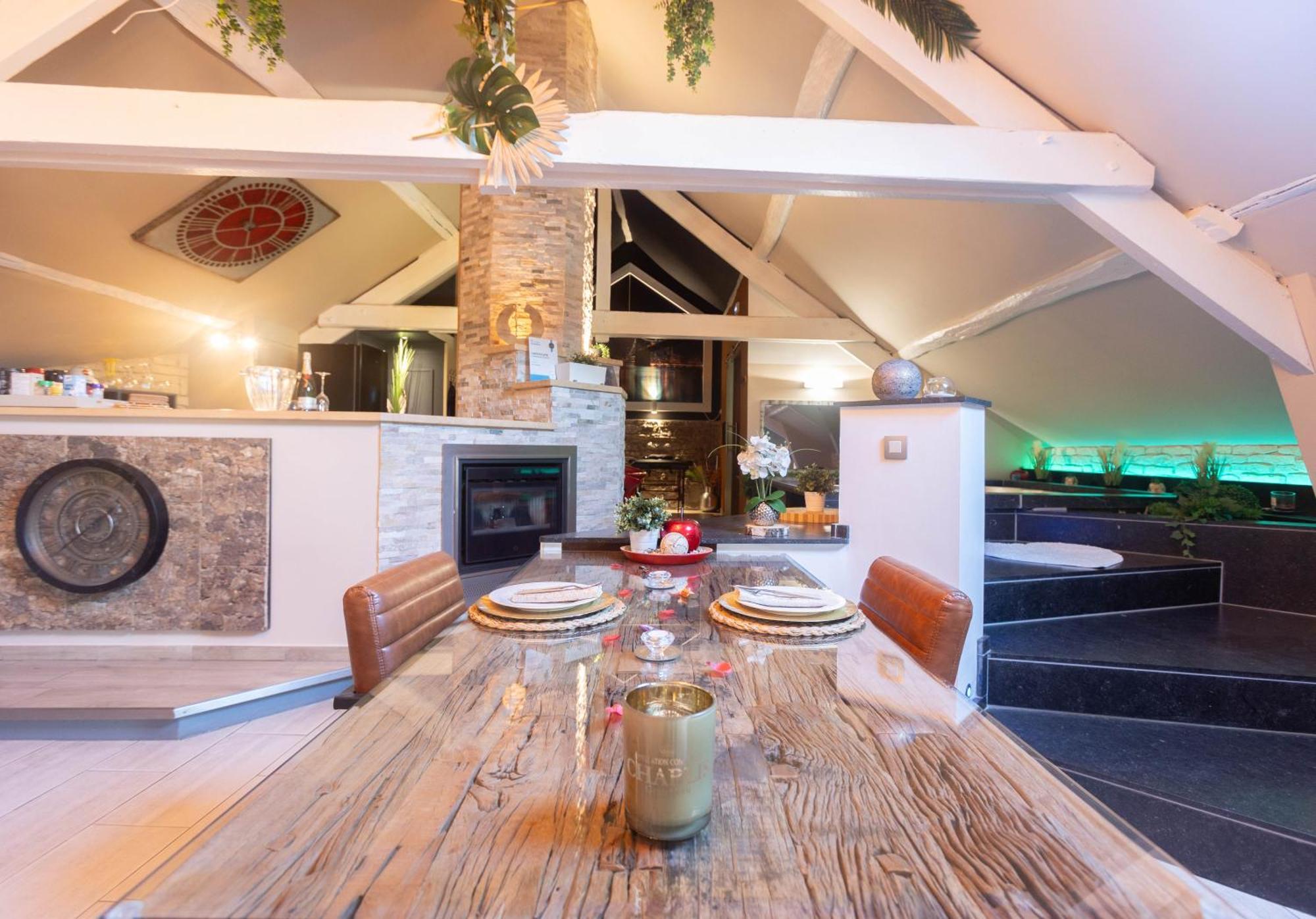 La Suite Diamant Theux Bagian luar foto